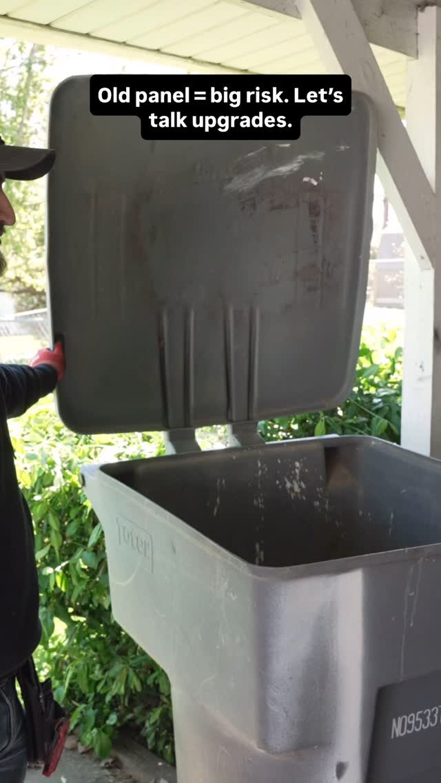 Instagram post from tadeo_electric. This post is in position 0.