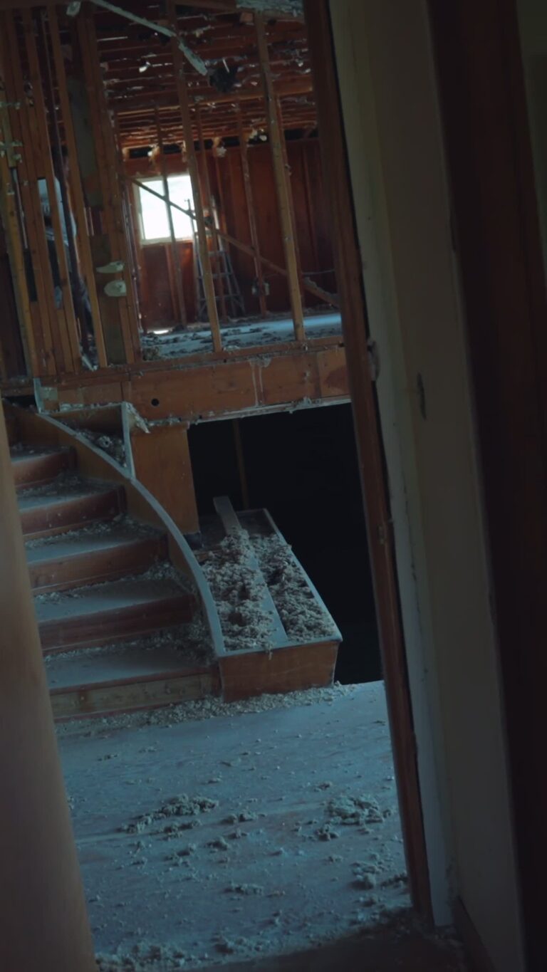 Instagram post from tadeo_electric. This post is in position 3.